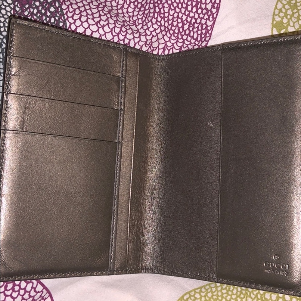 Gucci  Passport cover